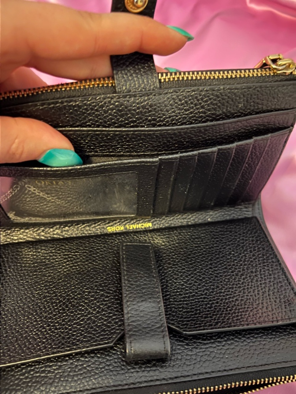 Michael Kors Wallet - Picture 8 of 11
